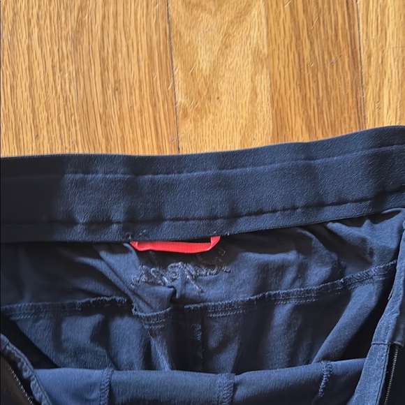 Rapha sz 34 Commuter Short Black with Reflective Stripes adjustable belt VGUC - Picture 7 of 11